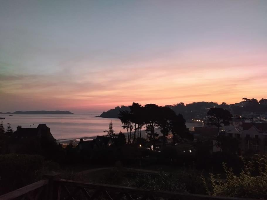 Studio Vue Mer - Plage De Trestraou Perros-Guirec Dış mekan fotoğraf