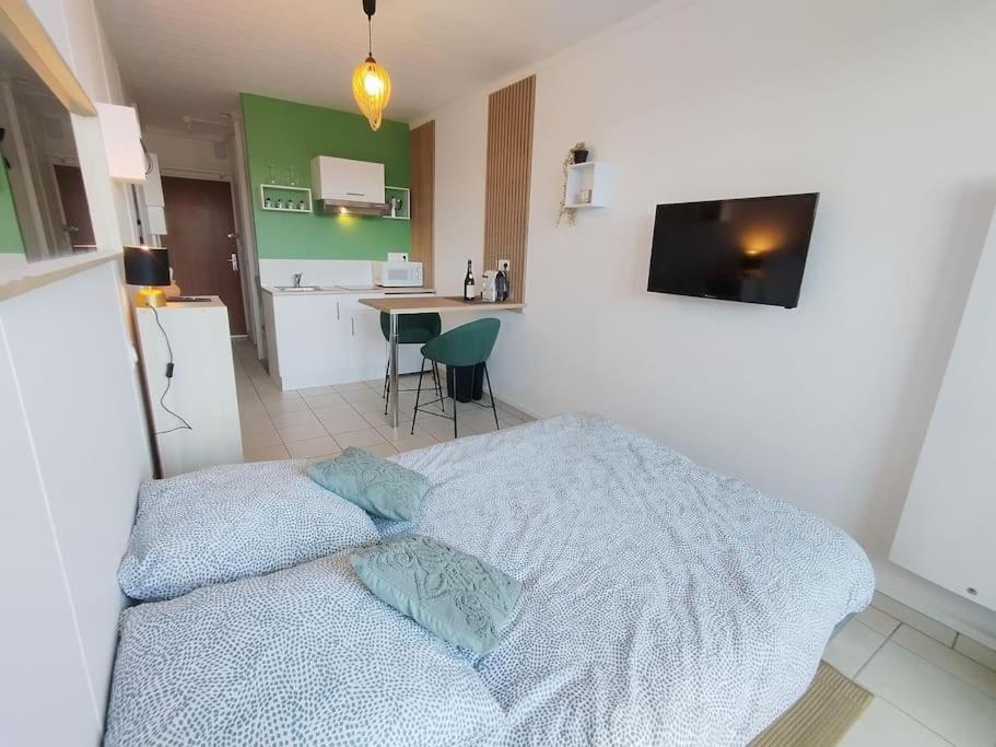 Studio Vue Mer - Plage De Trestraou Perros-Guirec Dış mekan fotoğraf